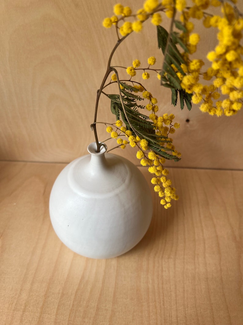 Vase boule blanc mat image 5