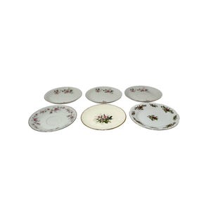 6 Porzellan Untertassen und 1 Dessertteller - Vintage - Blumendrucke