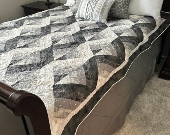 Mirror Mirror Quilt, 3D Quilt, Patchwork Quilt, Handmade Quilt, Full