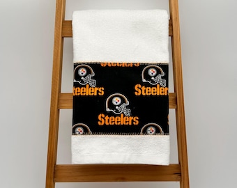 Steelers Guest Towel, Steelers Gift, Pittsburgh Steelers Golf Towel, Steelers Hand Towel, Steelers Man Cave Gift, Steelers Bath Decor