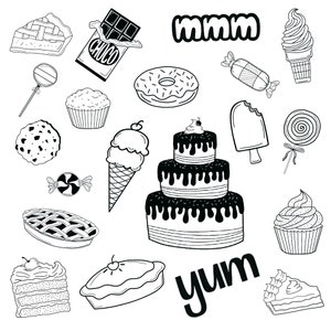 Puede incluir: Ilustraci&oacute;n en blanco y negro de varios postres. Incluye una tarta de tres pisos, un cono de helado, una piruleta, una tarta, una tableta de chocolate, un donut, una magdalena, una galleta y caramelos. Tambi&eacute;n est&aacute; presente la palabra "yum".