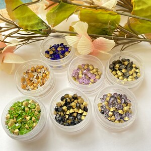 Scarlet (276) - Factory Pack Swarovski 1088 XIRIUS Chaton Scarlet (276) - Factory Pack Swarovski 1088 XIRIUS Chaton