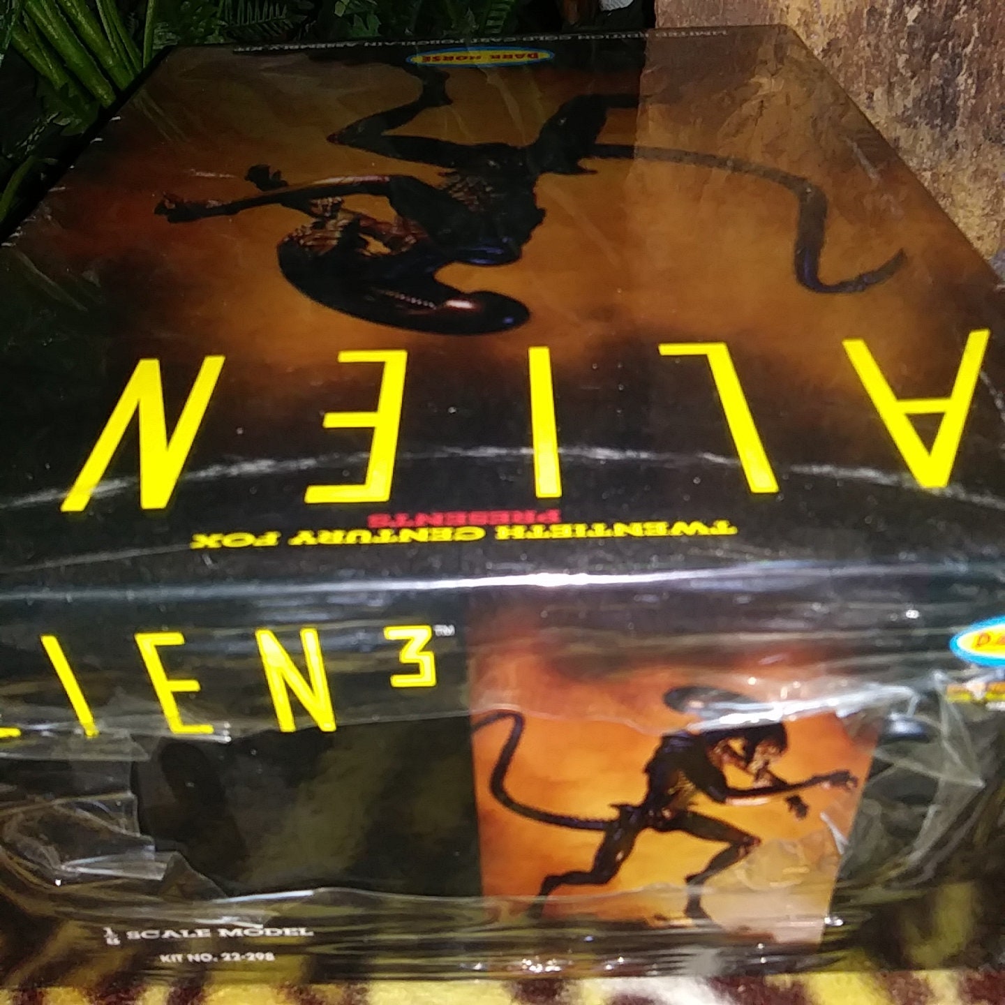 エイリアン ダークホース コールドキャスト キット 1/8スケール Alien3
