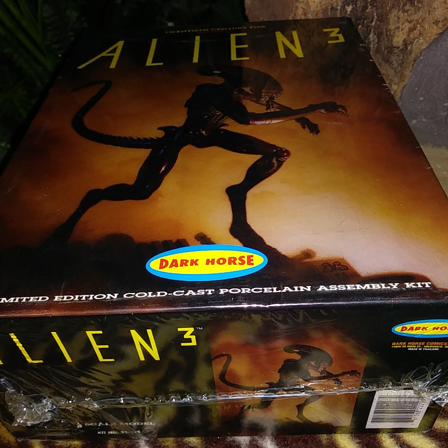 エイリアン ダークホース コールドキャスト キット 1/8スケール Alien3