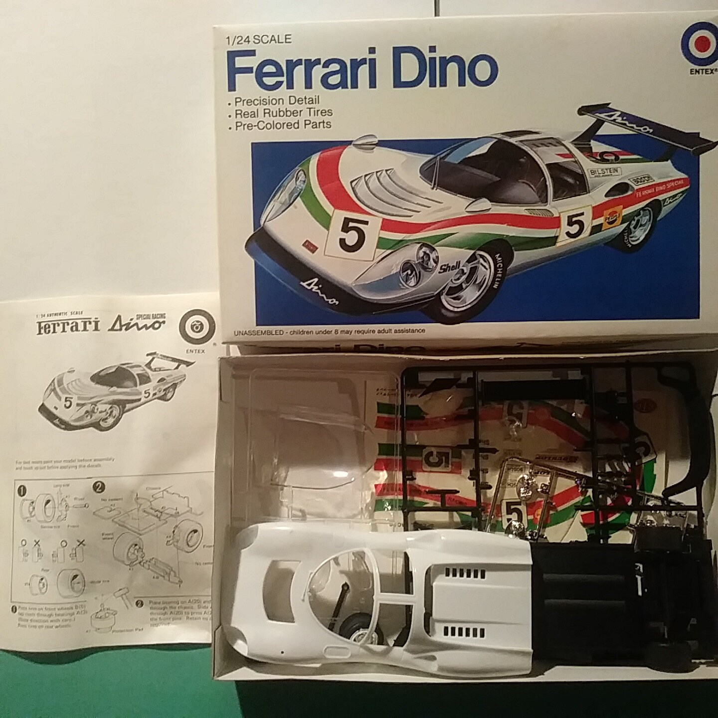 FERRARI DINO 1966、Entex 1/24 スケール プラスチック モデル キット