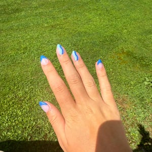 Blue summer press on nails!!