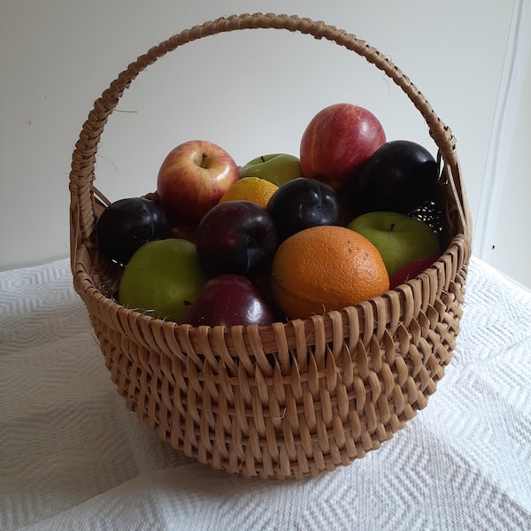 Old Fashion Gift Basket 60+ Gift Ideas for 2024