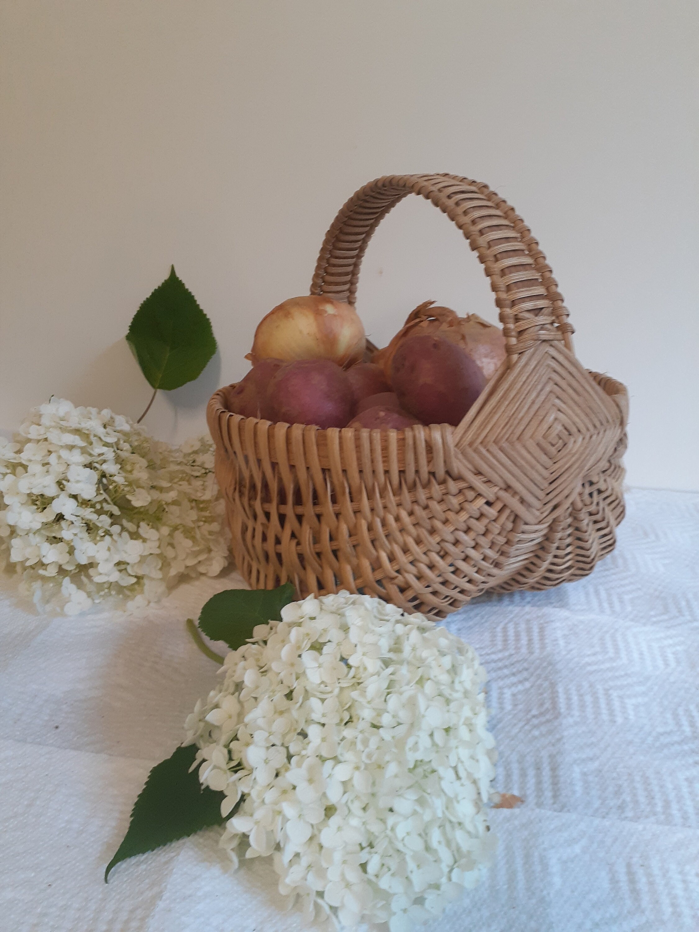 Large Wicker Egg Basket  12 Amish Egg Gathering Basket – Amish