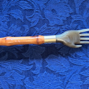 Vintage Bamboo Long Shoehorn Back Scratcher 1960s Bakelite