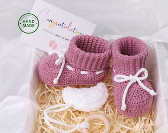 Simpatica confezione regalo per la gravidanza per la futura mamma. Regalo per la nuova bambina. Nuova mamma. Regali per la doccia per il bambino, per la ragazza. Cesto di congratulazioni per il neonato. Genitore ragazzo in attesa.