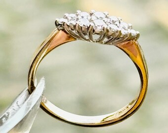 9ct gold & Diamond engagement ring