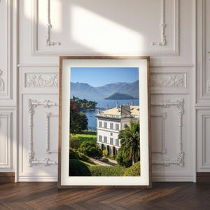 Arte mural imprimible de Villa Melzi Old Money, foto de la finca del lago Como, descarga instantánea, elegancia en la sala de estar, 16x20