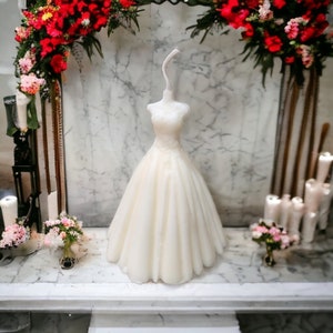 Bridal Dress Scented Candle , Wedding Gown, Bride Candle, Wedding Decor, Mother&#39;s Day, Birthday, Bridal party