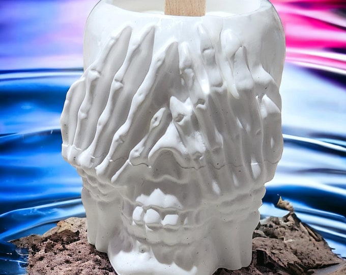 Skull Candle, Skull Container Candle, Hand Made Container Candle, Fun Candle, Cute Candle, Halloween Candle