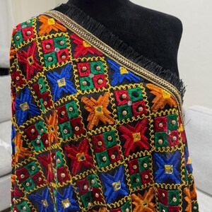 Multicolor Phoolkari Dupatta image 3