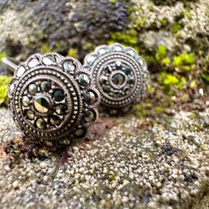 Antique Silver Marcasite Screw-back Earrings
