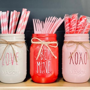 Valentine’s Day Mason Jar Decor