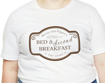 Camiseta divertida de Merry and Pippin's Bed and Second Breakfast: regalo para fanáticos del cine y los libros, fanáticos de los libros de fantasía, fanáticos de las películas de fantasía