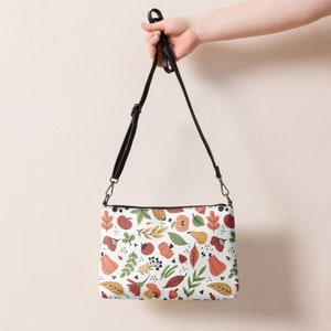 Pumpkins and Fall Leaves Crossbody Bag for Women, Fall Pattern Faux Leather Handbag,  Autumn Purse, Pumpkin Shoulder Bag, Gift for Her