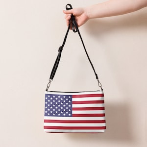 USA Flag Crossbody Bag with American Patriotic Design for Women, United States Flag Handbag, Faux Leather Purse, Fourth of July Gift