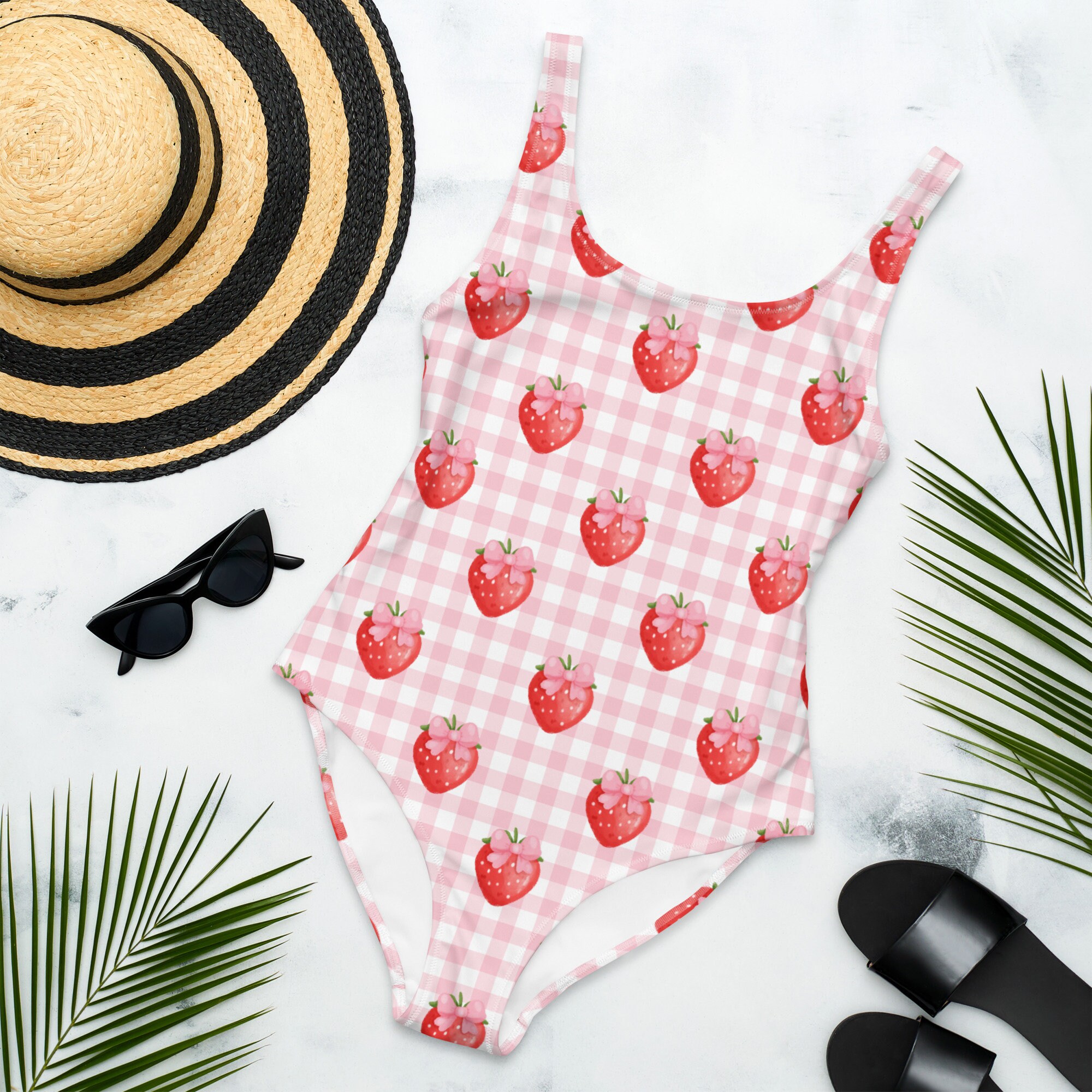 cupshe＊Strawberries & Cream Gingham One-Piece Swimsuit 产品_1.jpg