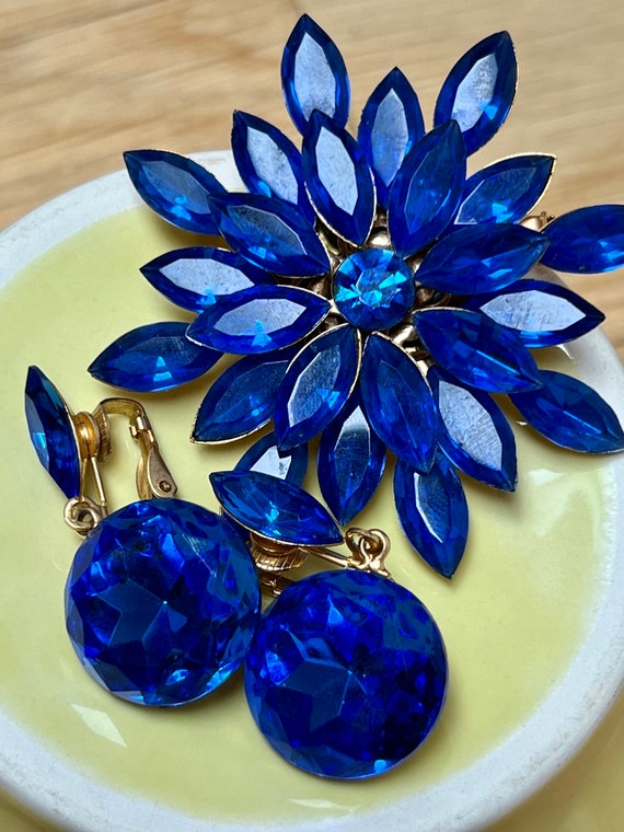 Vintage Blue Rhinestone Brooch and Clip Earrings -