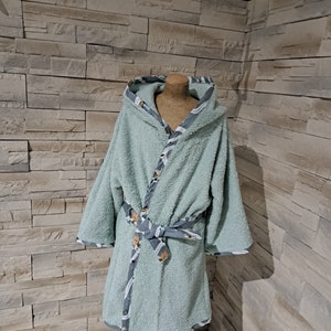 Child bathrobe image 1