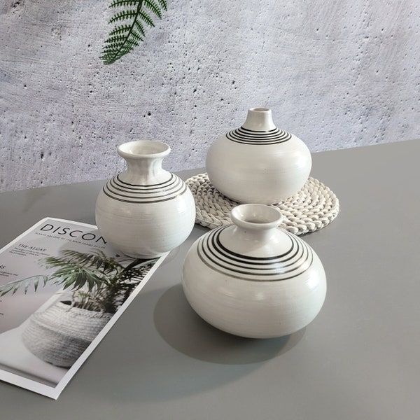 White Striped Ceramic Vases, Set of 3, Small Short Vase Set for Country Home Decor, Modern Farmhouse Table Entrance Decoration