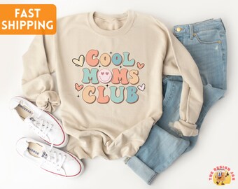 Cool Mom Club Sweatshirt, Mom Shirt, Mothers Day Gift, Cool Mom Crewneck, Gift for Mom, Mama Shirt, Mommy Shirt, Mom Gift, Boho Mom Crewneck