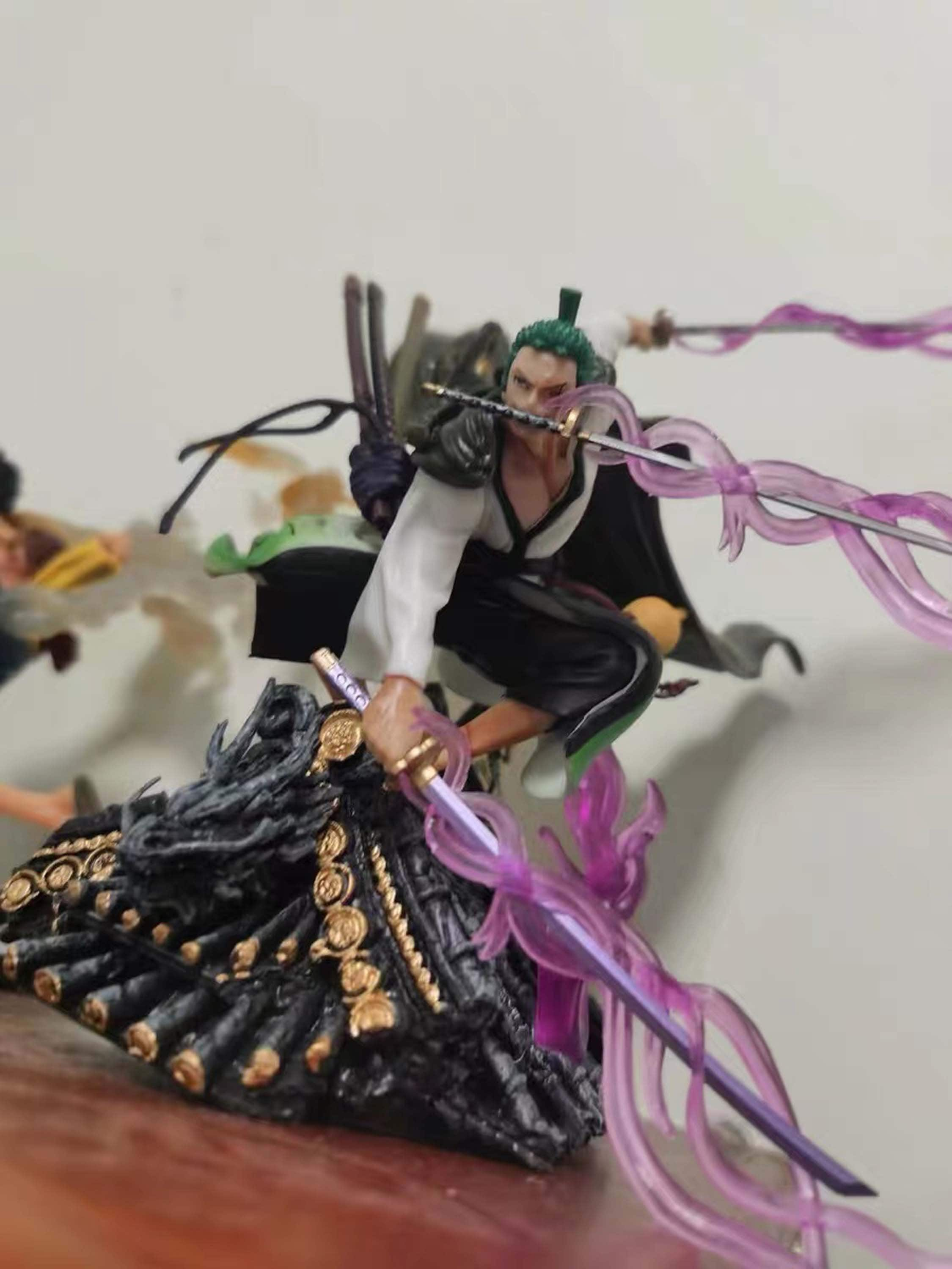 Figurines Zoro One Piece – Millésime Company