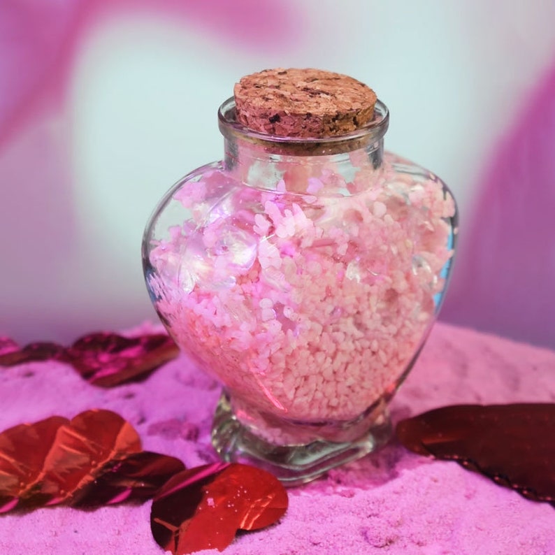 20 Empty Magic Heartshaped Bottles With Cork Stopper Decoration