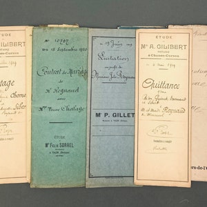 Antieke Franse handgeschreven manuscript notariële akte. oude kalligrafienotarisdocumenten. 19e eeuw, beide zijden beschreven. origineel papier