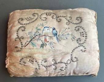 Beautiful antique handmade silk padded lingerie case. exquisite capitone silk interior. fine hand painted nature. early 20th century