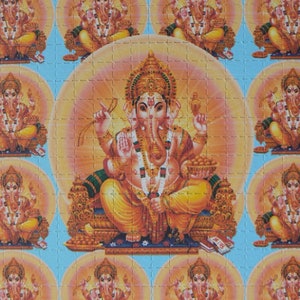 Ganesh blotter art / 400 hits / 18cm x 18cm / 9mm each square