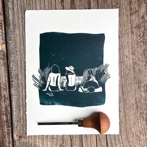 Original linocut print "Friends by the Sea", A5 dark green, unique gift for friends, women on the beach print