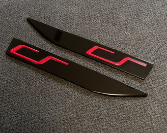 VW Golf 8 GTI CLUBSPORT side emblem left / right black / tornado red