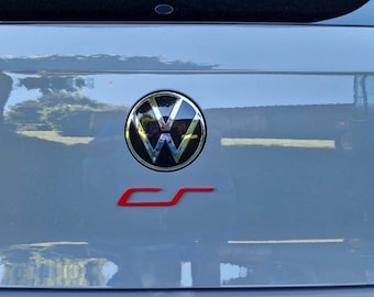Emblema, logotipo y letras autoadhesivas del VW Golf GTI Clubsport en color Rojo Tornado.
