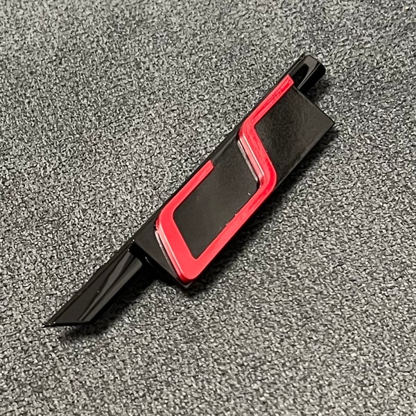 VW Golf 8 GTI Clubsport radiator grille emblem Tornado red