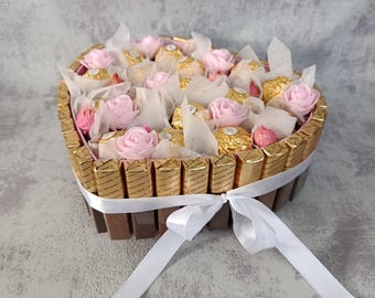 Chokladhjärtkaka - En perfekt present till Mors dag, bröllopsdag, födelsedag, förlovning, bröllop, Alla hjärtans dag, eller bara för att.