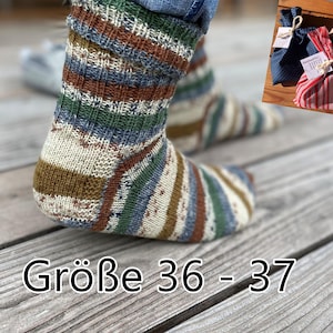 Hand-knitted socks, made of sock yarn, hand-knitted, sizes 35 - 37, many models, many colors, unique pieces