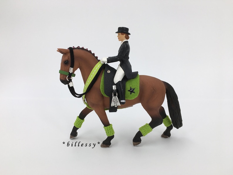 billessy / ZADELSET / MODEL NOBELL / paard / model paard / accessoires / zadel / leren zadel / bandages / Schleich / 13817 / Model Horse Tack afbeelding 3