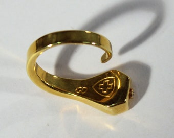 Horseshoe nail with zirconia finger ring Swiss Cavalry Army gold-plated