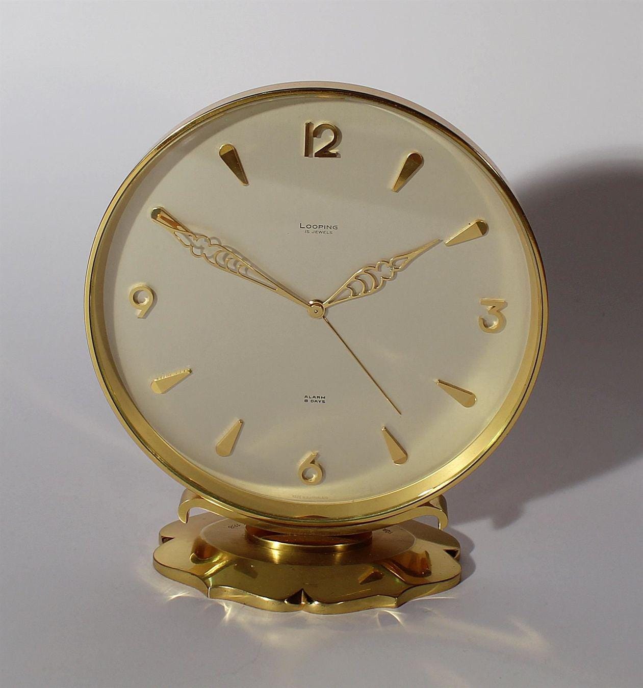 Looping clock - Etsy 日本