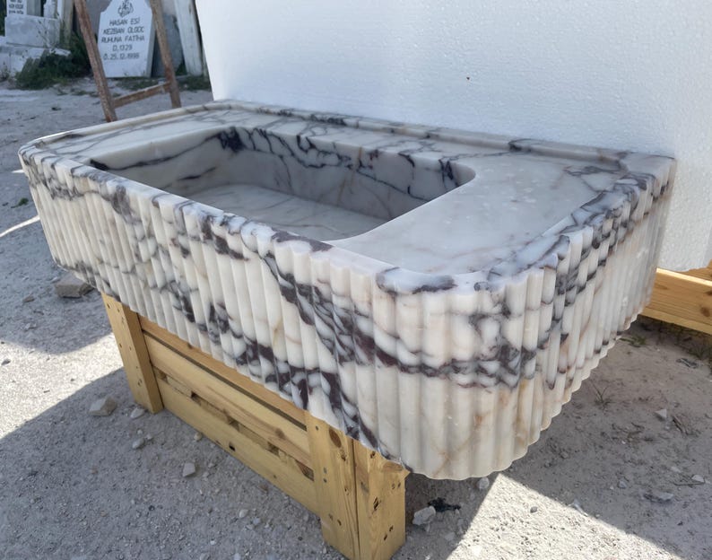 Calacatta Viola Marble Sink