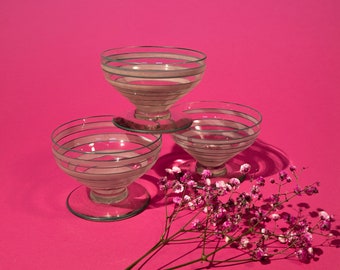 ensemble de trois verres à dessert rayés vintage Mid-Century | Cadeau de Noël unique, Cadeau de pendaison de crémaillère, Cadeau d'anniversaire, Années 60 70, Coupes à dessert