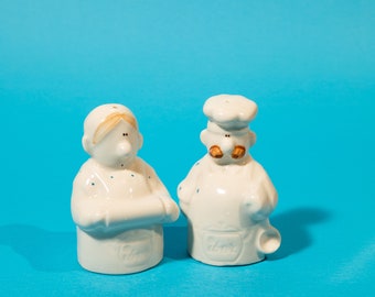 Vintage Spanish porcelain salt and pepper shaker set | Unique Christmas gift, Housewarming gift, Birthday gift, MCM, gift for friend