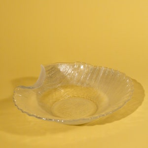 Vintage IVV Italy Glass Bowl: Scalloped Shell Serving Bowl