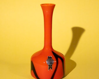 vase soliflore italien vintage en verre opalin rouge | Cadeau de Noël unique, cadeau de pendaison de crémaillère, cadeau d'anniversaire, MCM, années 60 70, cadeau rétro, rare