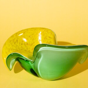 Vintage sculptural Murano bowl, Alfredo Barbini for Archimede Seguso attributed