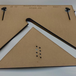 Szablon do wycinania schodów STAIR/A z zamkniętym stopniem